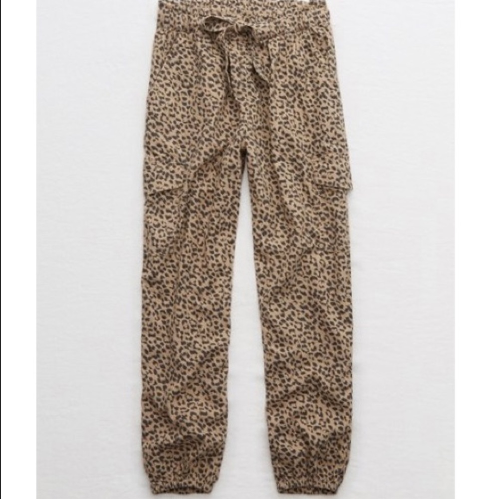 NEW Aerie cargo jogger pants size:xs